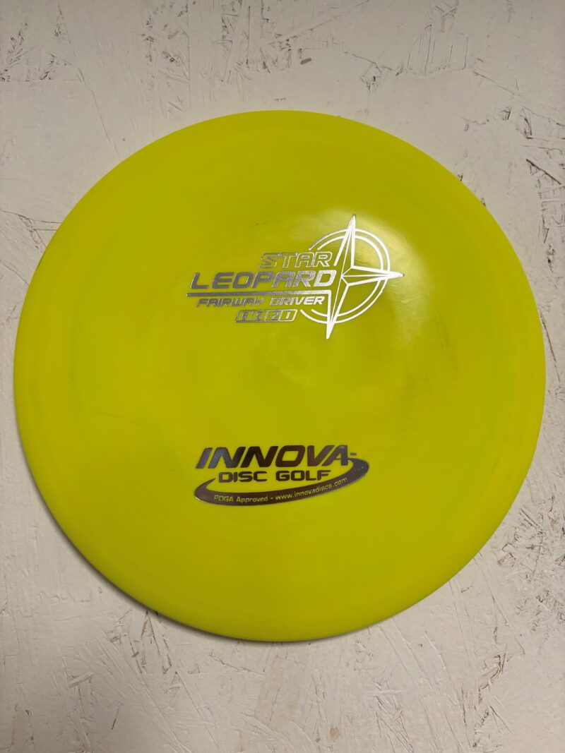 leo.jpg Star Driver Leopard